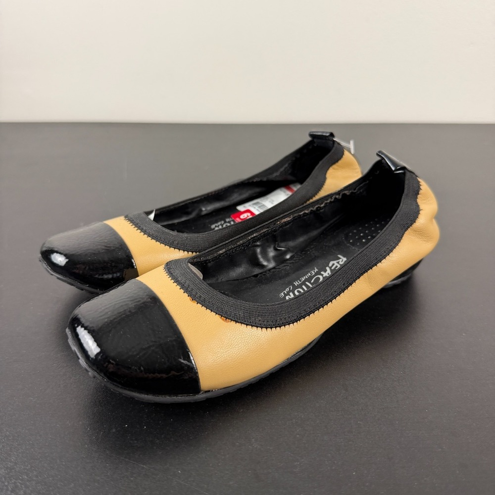 Kenneth Cole Reaction Ballet Flats Women's 6.5 Black Tan Cap Toe Leather Slip On